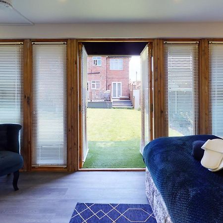 Cosy 1 Bed Garden Lodge Close To Nottingham City Centre - Free Parking & Wifi Exteriör bild